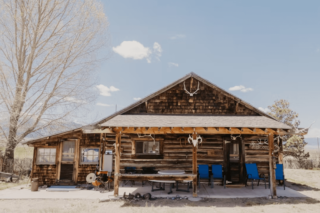 The 1936 Homestead - Turkey Toe Log Cabin