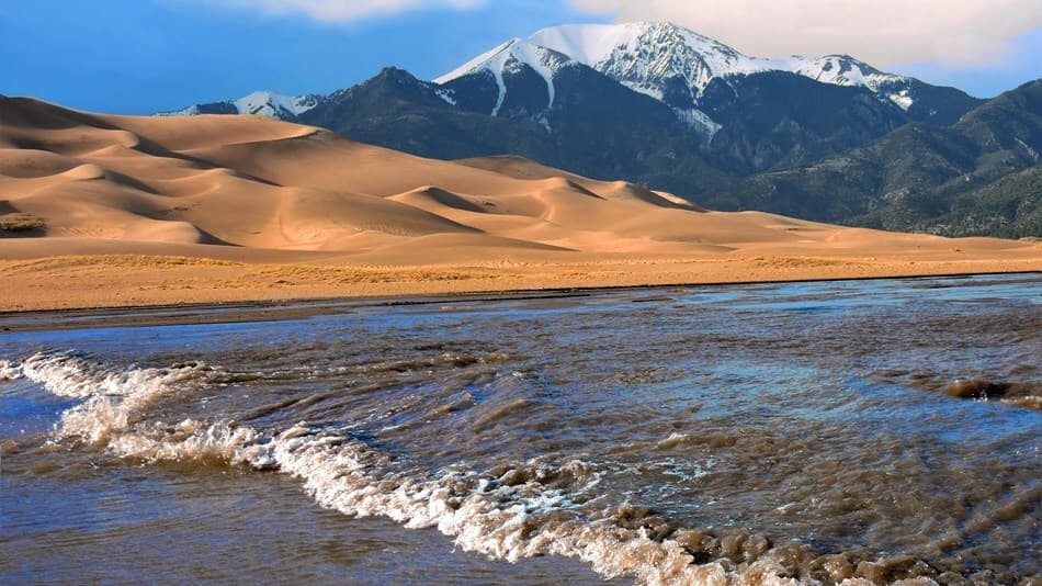 Great Sand Dunes photo 2